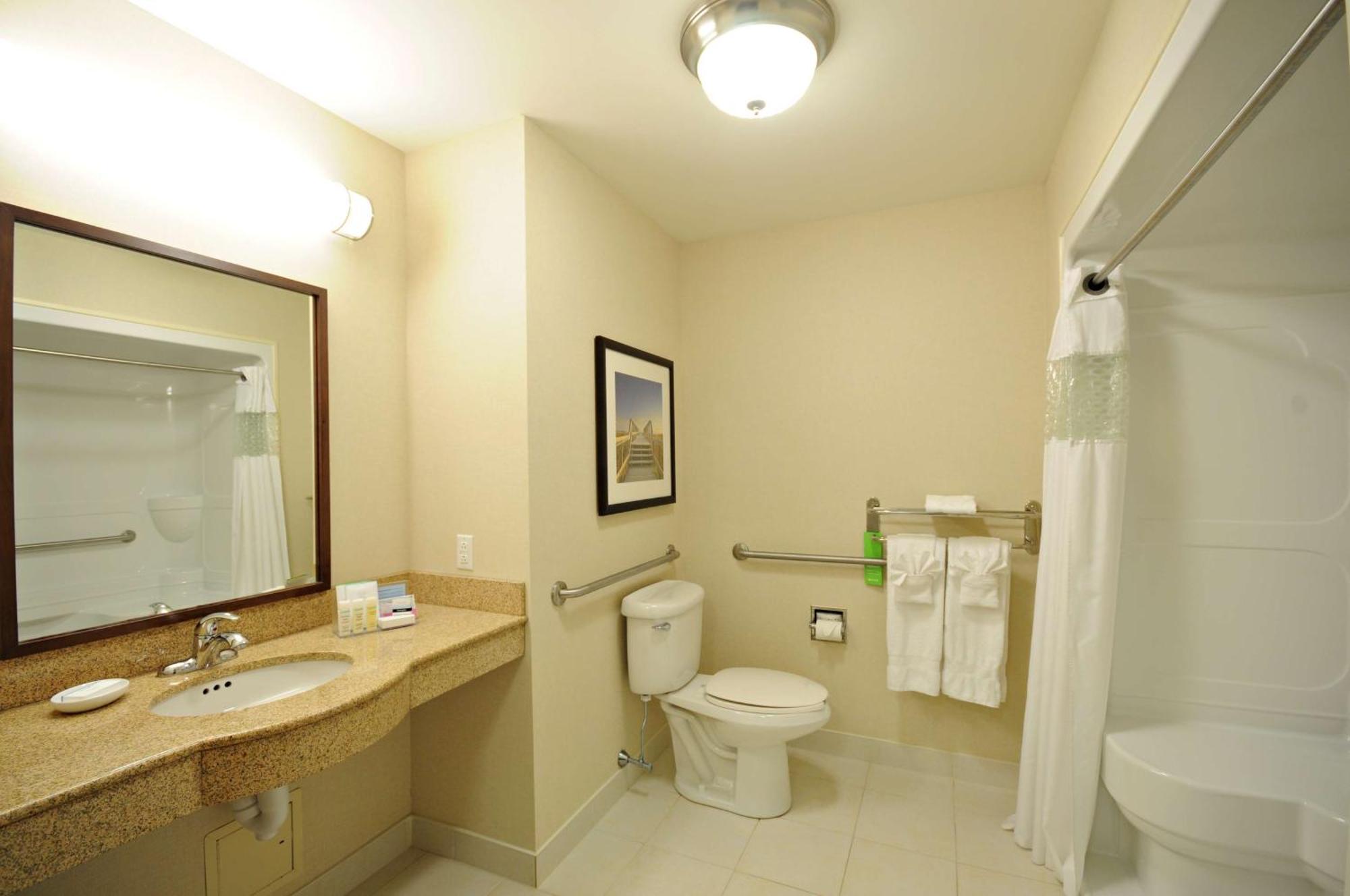 Hampton Inn & Suites Saint John Εξωτερικό φωτογραφία