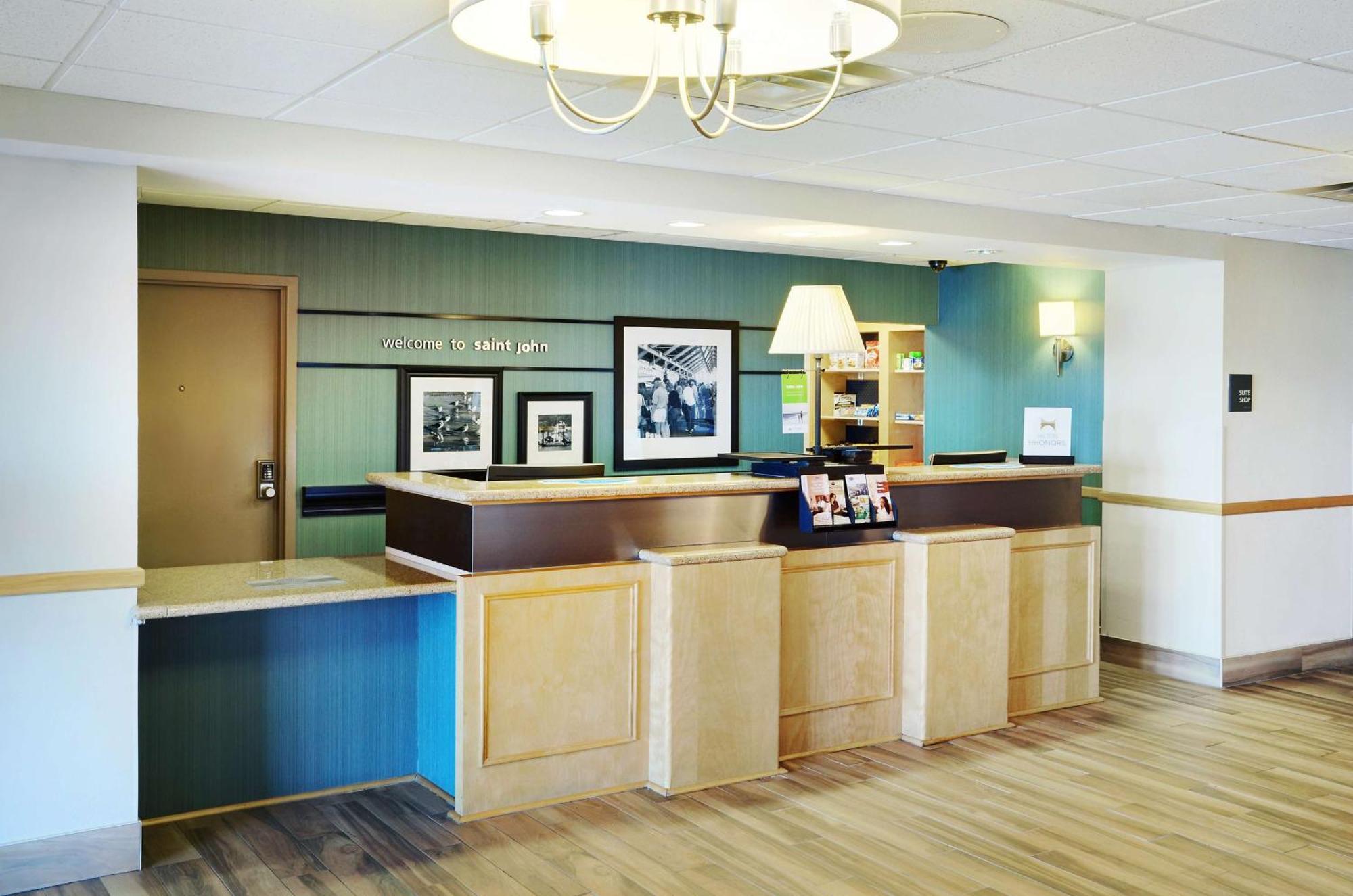 Hampton Inn & Suites Saint John Εξωτερικό φωτογραφία